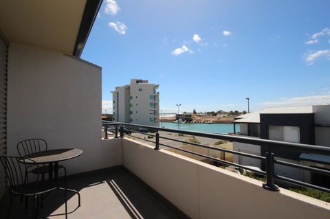 Wallaroo Marina Apartments - Accommodation Port Macquarie 23