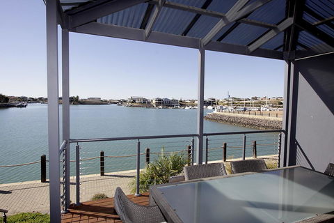 Wallaroo Marina Apartments - Accommodation Port Macquarie 8