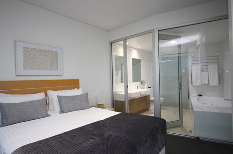 Wallaroo Marina Apartments - Accommodation Port Macquarie 16