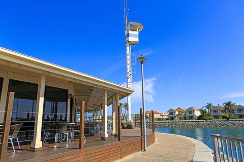 Marina Hotel - Accommodation Port Macquarie 36