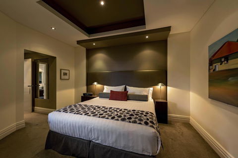 The Louise - Accommodation Port Macquarie 12