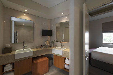 The Louise - Accommodation Port Macquarie 17