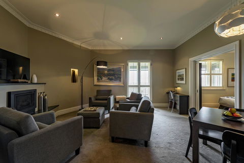 The Louise - Accommodation Port Macquarie 8