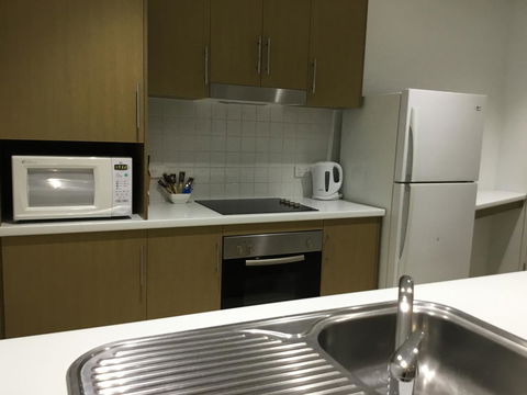 Wallaroo Marina Waterfront Luxe Apartment - Accommodation Port Macquarie 10