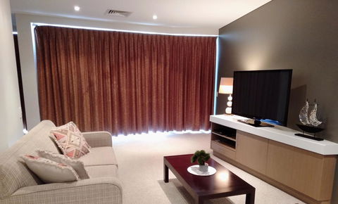 Wallaroo Marina Executive Apartments - Accommodation Port Macquarie 6