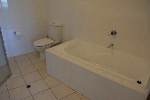 Wallaroo Marina Luxury Apartment - Accommodation Port Macquarie 23