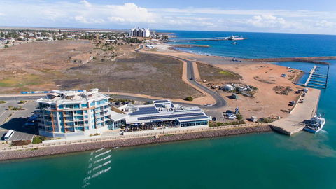 Wallaroo Marina Luxury Apartment - Accommodation Port Macquarie 22