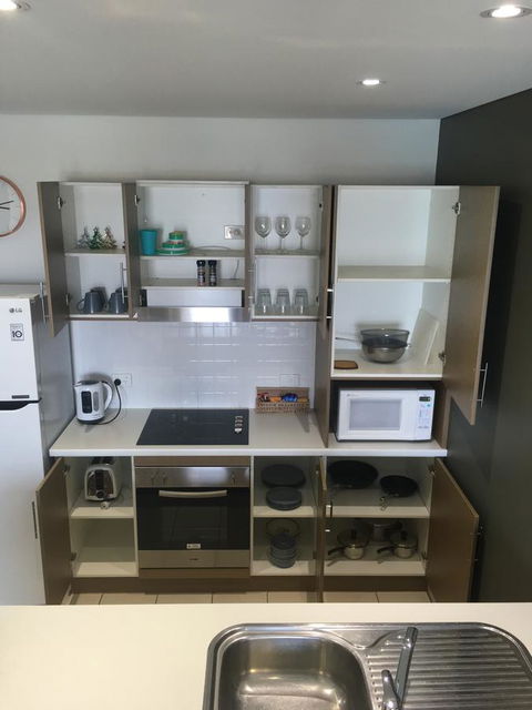 Wallaroo Marina Luxury Apartment - Accommodation Port Macquarie 8