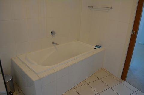 Wallaroo Marina Luxury Apartment - Accommodation Port Macquarie 24