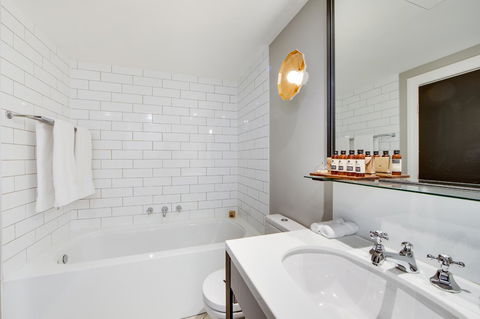 Mayfair Hotel - Accommodation Port Macquarie 1