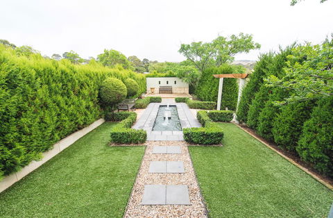 S T U D I O 22 Peaceful Retreat With Garden Views - Accommodation Port Macquarie 0