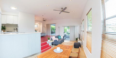 S T U D I O 22 Peaceful Retreat With Garden Views - Accommodation Port Macquarie 1