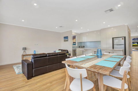 Eastern Breeze - Accommodation Port Macquarie 23