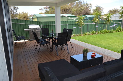 Eastern Breeze - Accommodation Port Macquarie 12