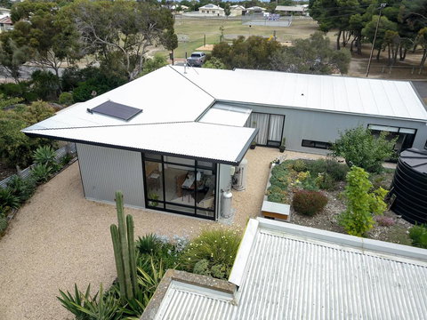 Sinclair Eco House - Accommodation Port Macquarie 6