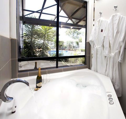 Majestic Oasis Apartments - Accommodation Port Macquarie 9