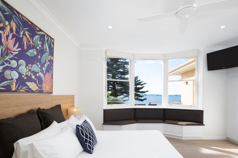 Bay 10 - Suites And Apartments - Accommodation Port Macquarie 3