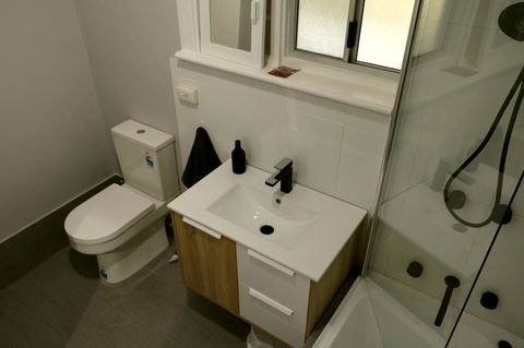 The Purple Door On Seaview - Accommodation Port Macquarie 15
