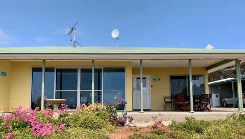 Emu Bay Holiday Homes - Accommodation Port Macquarie 25