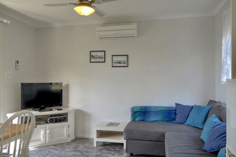 Emu Bay Holiday Homes - Accommodation Port Macquarie 1