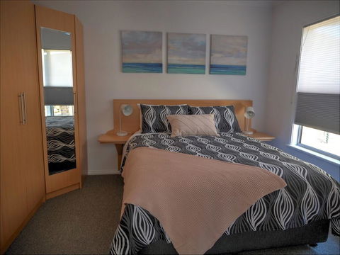 Emu Bay Holiday Homes - Accommodation Port Macquarie 23