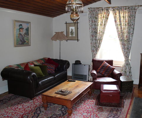 Hillside Cottage - Accommodation Port Macquarie 1