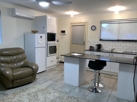 Inna Nutshell - Accommodation Port Macquarie 6