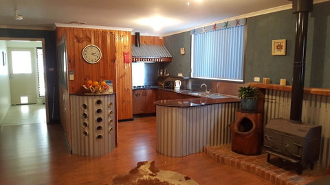 Inna Nutshell - Accommodation Port Macquarie 0