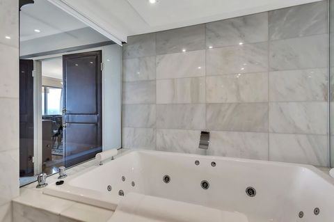 Stamford Plaza Adelaide - Accommodation Port Macquarie 40