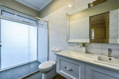 Aloha Central Luxury Apartments - Accommodation Port Macquarie 16