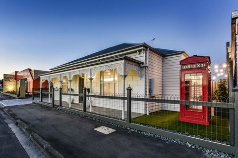 Aloha Central Luxury Apartments - Accommodation Port Macquarie 0