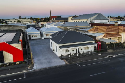 Aloha Central Luxury Apartments - Accommodation Port Macquarie 7