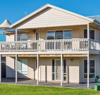 Rocks Beach House Victor Harbor - Accommodation Port Macquarie