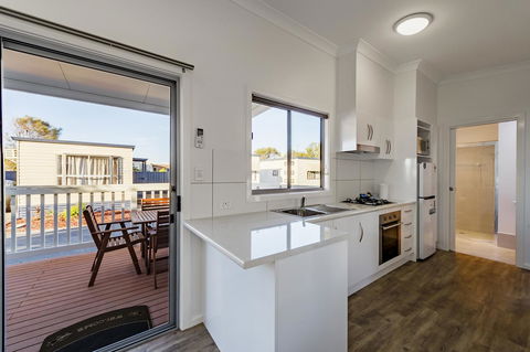 Discovery Parks - Adelaide Beachfront - Accommodation Port Macquarie 4