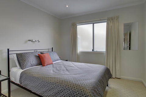 Tasman Beachside Apartment - Accommodation Port Macquarie 8