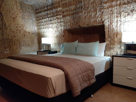 Zen Underground B&B - Accommodation Port Macquarie 2