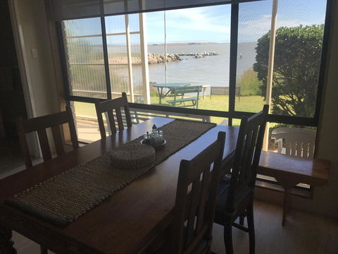 Hydeaway Bay - Own Private Bay + Kayaks - Accommodation Port Macquarie 13
