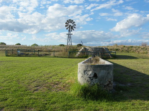 Coorong Waterfront Retreat - Accommodation Port Macquarie 24