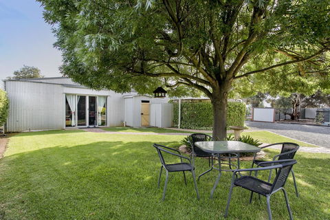 Barossa Retro BnB - Accommodation Port Macquarie 3