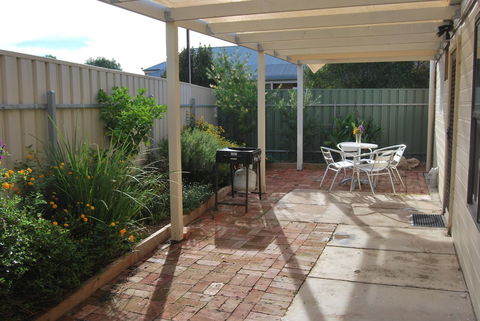 Jacaranda Cottage - Accommodation Port Macquarie 5