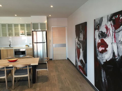 Semaphore Splash Apartments - Accommodation Port Macquarie 8