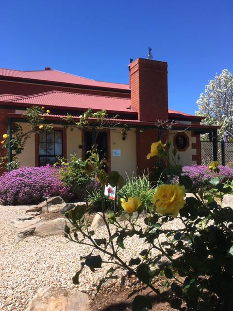 Wine And Roses Bed And Breakfast - Accommodation Port Macquarie 6