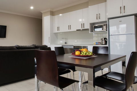 Renmark Holiday Apartments - Accommodation Port Macquarie 2
