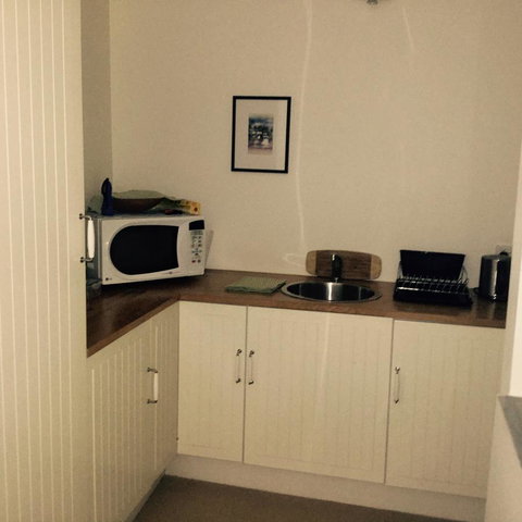 STUDIO ECHUNGA Adelaide Hills - Accommodation Port Macquarie 12