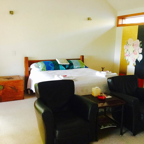 STUDIO ECHUNGA Adelaide Hills - Accommodation Port Macquarie 4