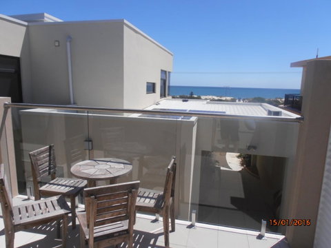 Atlantic West Beach Apartments - Accommodation Port Macquarie 11
