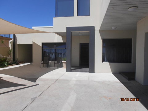 Atlantic West Beach Apartments - Accommodation Port Macquarie 2
