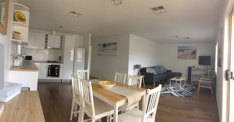 Windsor Gardens Home - Accommodation Port Macquarie 9