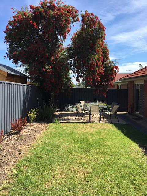 Windsor Gardens Home - Accommodation Port Macquarie 13