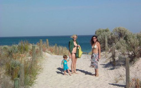 Esplanade Apartments At West Beach - Accommodation Port Macquarie 7